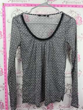 Mexx mesh shirt Black & White Geometric Long Sleeve Scoop Neck Top